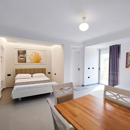 Comfort Villa Vlorë Exteriör bild