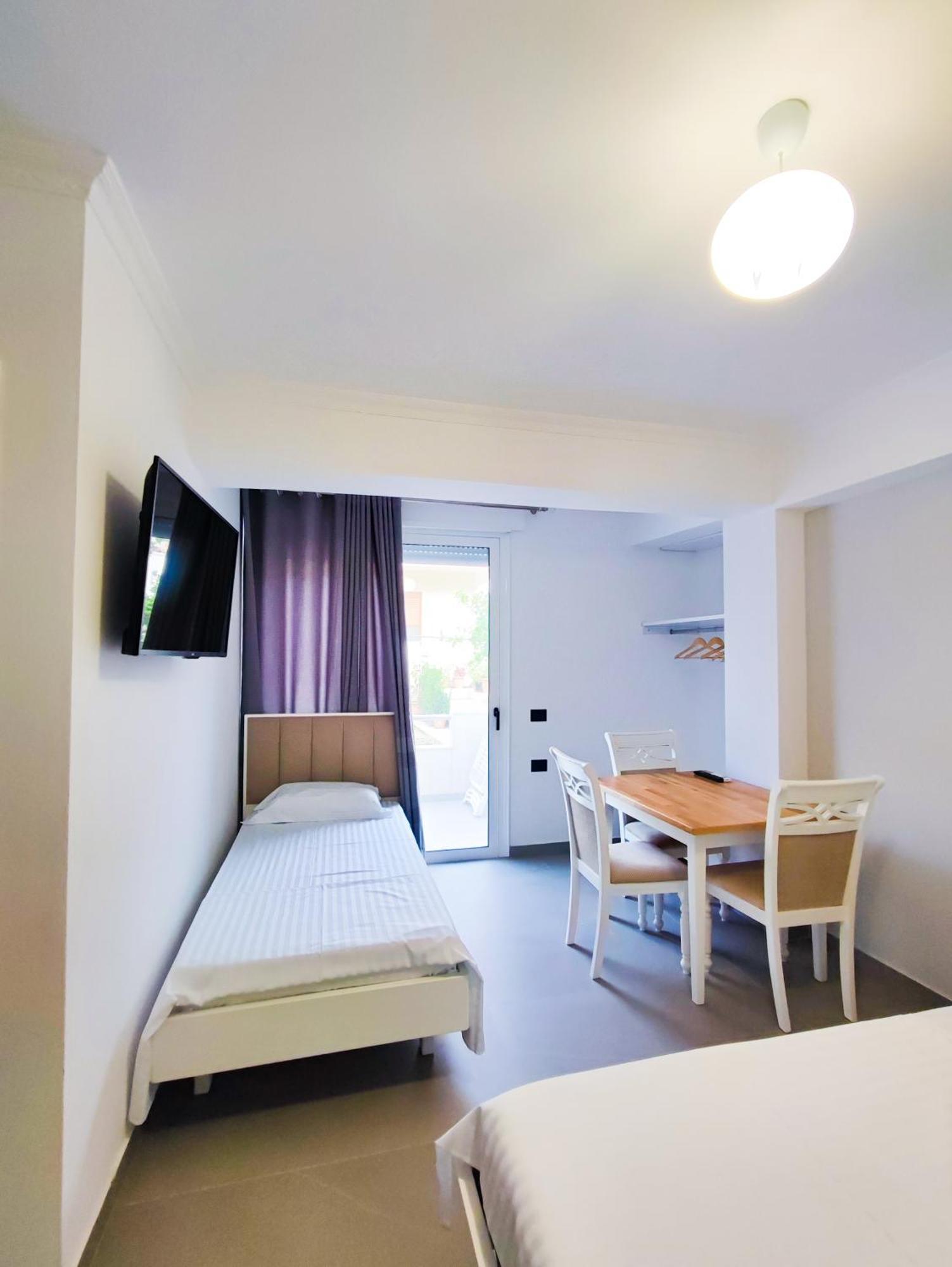 Comfort Villa Vlorë Exteriör bild